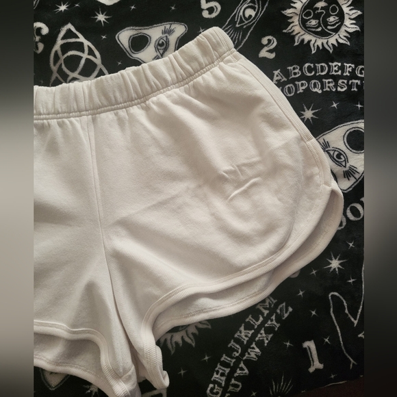 Vs pink varsity shorts~xl. - Picture 9 of 11